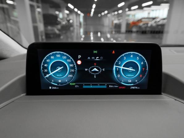 Hyundai Staria I с пробегом 2025 года, цена 5 700 000 рублей, 29871 км, минивэн, Автокод Объявления