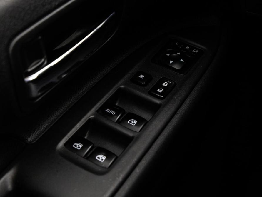 Mitsubishi Outlander III Рестайлинг 2 Санкт-Петербург  - изображение 19