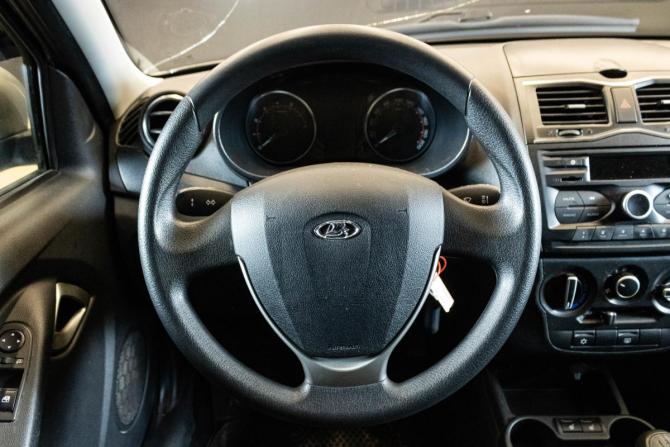 Lada (ВАЗ) Granta I Рестайлинг с пробегом 2019 года, цена 659 000 рублей, 136151 км, седан, Автокод Объявления