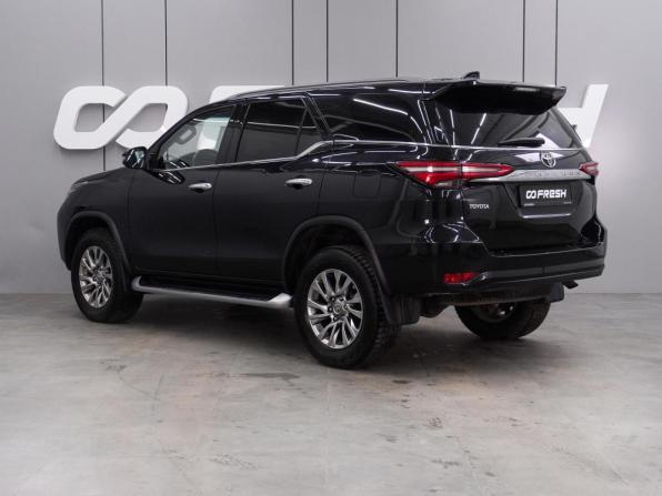 Toyota Fortuner II Рестайлинг с пробегом 2021 года, цена 3 819 000 рублей, 275960 км, внедорожник, Автокод Объявления