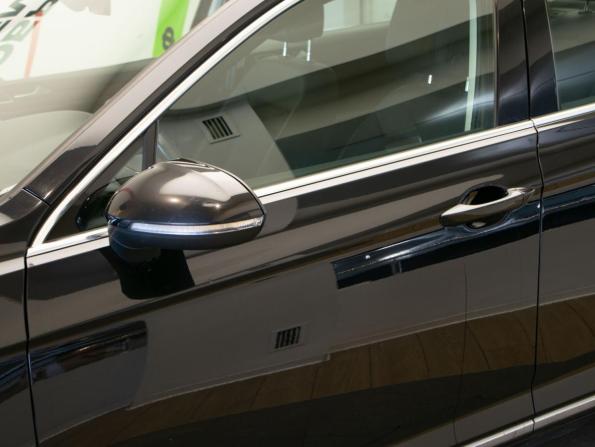 Volkswagen Passat B8 с пробегом 2018 года, цена 2 440 000 рублей, 87507 км, седан, Автокод Объявления
