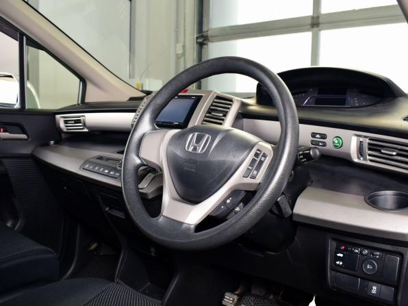 Honda Freed I Рестайлинг с пробегом 2012 года, цена 1 099 995 рублей, 146793 км, компактвэн, Автокод Объявления
