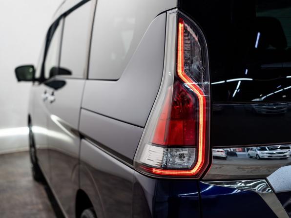 Nissan Serena V (C27) с пробегом 2018 года, цена 1 900 000 рублей, 112843 км, минивэн, Автокод Объявления