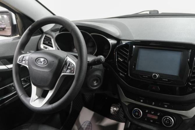 Lada (ВАЗ) Vesta I с пробегом 2019 года, цена 1 269 000 рублей, 61299 км, универсал, Автокод Объявления