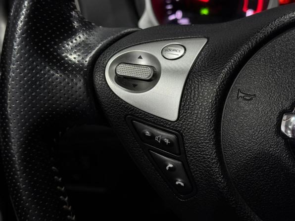 Nissan Juke I с пробегом 2012 года, цена 1 245 000 рублей, 56000 км, внедорожник, Автокод Объявления