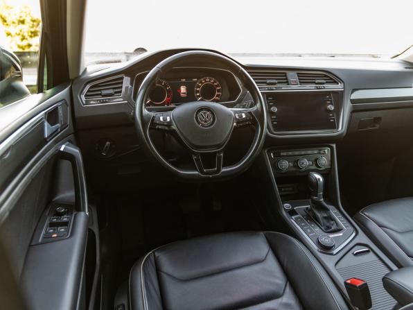 Volkswagen Tiguan II с пробегом 2017 года, цена 2 698 000 рублей, 161294 км, внедорожник, Автокод Объявления