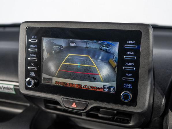 Toyota Yaris IV с пробегом 2020 года, цена 985 000 рублей, 96027 км, хэтчбек, Автокод Объявления