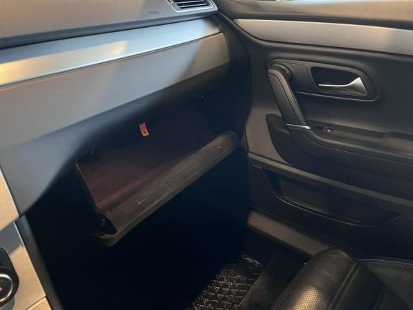 Volkswagen Passat CC I с пробегом 2011 года, цена 1 350 000 рублей, 98324 км, седан, Автокод Объявления