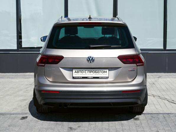 Volkswagen Tiguan II с пробегом 2017 года, цена 2 430 000 рублей, 128135 км, внедорожник, Автокод Объявления