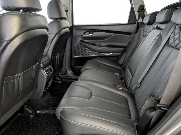 Hyundai Santa Fe IV Рестайлинг с пробегом 2022 года, цена 4 200 000 рублей, 36618 км, внедорожник, Автокод Объявления