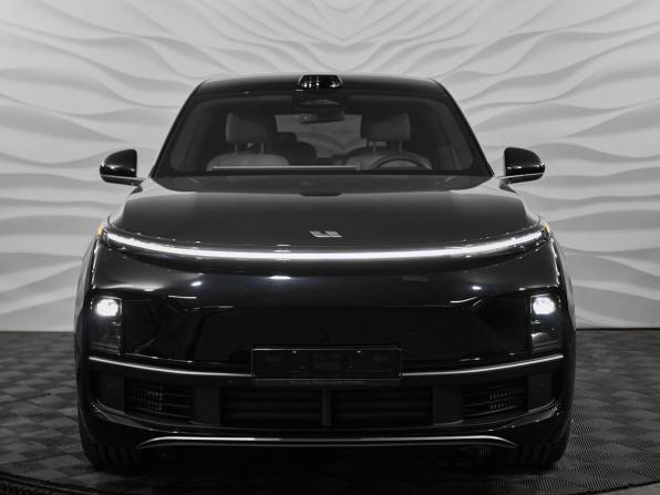 Новый Li Auto (Lixiang) L9 I Рестайлинг 2025 года, цена 11 790 000 рублей, внедорожник, Автокод Объявления