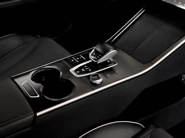 Omoda C5 I с пробегом 2023 года, цена 1 540 000 рублей, 82568 км, внедорожник, Автокод Объявления