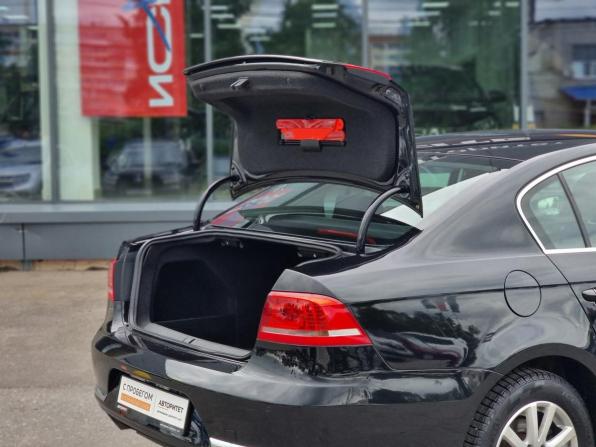 Volkswagen Passat B7 с пробегом 2012 года, цена 1 350 000 рублей, 160642 км, седан, Автокод Объявления