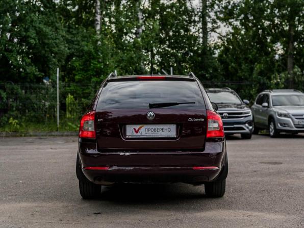 Skoda Octavia II (A5) Рестайлинг с пробегом 2012 года, цена 749 000 рублей, 156517 км, лифтбек, Автокод Объявления