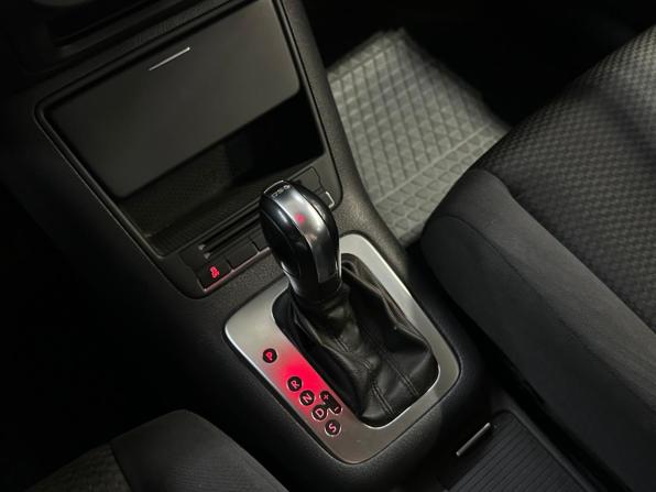 Volkswagen Golf Plus II с пробегом 2012 года, цена 650 000 рублей, 230000 км, хэтчбек, Автокод Объявления