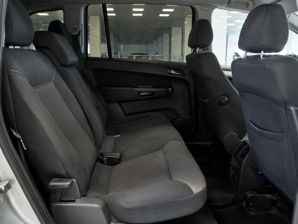 Opel Zafira B Рестайлинг с пробегом 2012 года, цена 674 000 рублей, 136831 км, компактвэн, Автокод Объявления