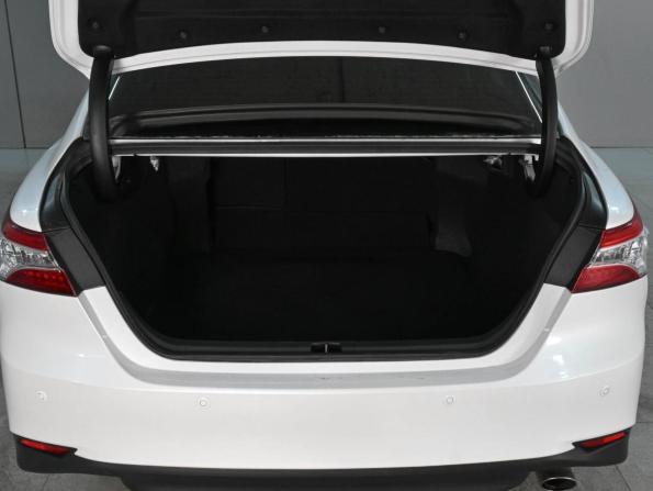 Toyota Camry VIII (XV70) Рестайлинг с пробегом 2022 года, цена 3 225 000 рублей, 23707 км, седан, Автокод Объявления