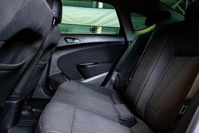 Opel Astra J Рестайлинг с пробегом 2013 года, цена 669 000 рублей, 169304 км, седан, Автокод Объявления
