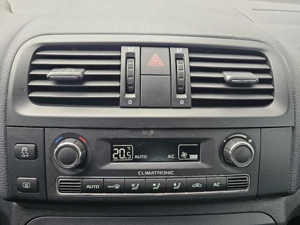 Skoda Roomster I Рестайлинг с пробегом 2012 года, цена 659 000 рублей, 256311 км, компактвэн, Автокод Объявления