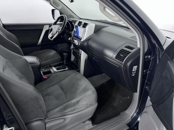 Toyota Land Cruiser Prado 150 Series с пробегом 2010 года, цена 2 680 000 рублей, 201296 км, внедорожник, Автокод Объявления