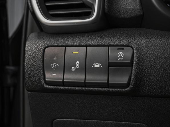 Kia Sportage IV Рестайлинг с пробегом 2019 года, цена 2 387 640 рублей, 101801 км, внедорожник, Автокод Объявления
