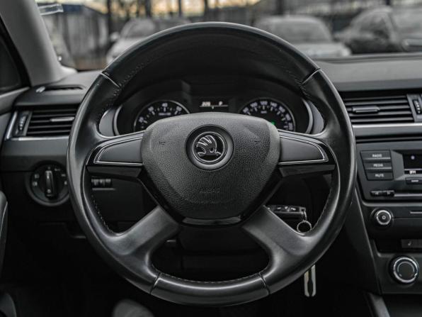 Skoda Octavia III (A7) с пробегом 2013 года, цена 855 000 рублей, 193043 км, лифтбек, Автокод Объявления