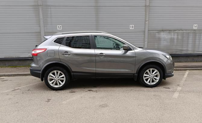 Nissan Qashqai II с пробегом 2017 года, цена 1 819 000 рублей, 51967 км, внедорожник, Автокод Объявления