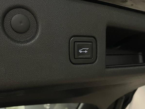 Chevrolet Equinox III с пробегом 2020 года, цена 1 880 000 рублей, 103980 км, внедорожник, Автокод Объявления