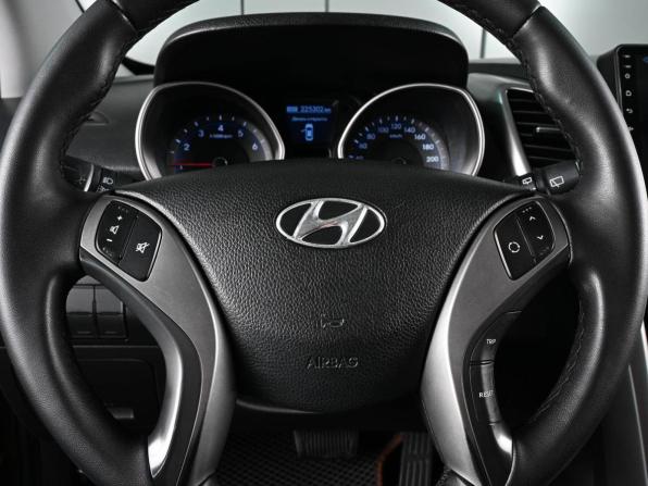 Hyundai i30 II с пробегом 2012 года, цена 929 000 рублей, 225302 км, хэтчбек, Автокод Объявления