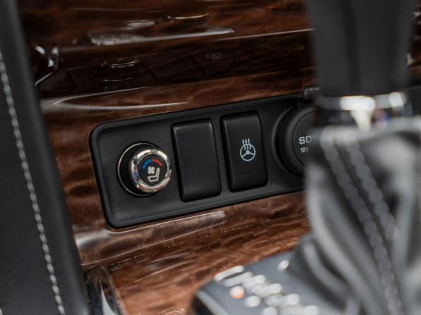 Nissan Patrol VI (Y62) Рестайлинг с пробегом 2015 года, цена 3 050 000 рублей, 171587 км, внедорожник, Автокод Объявления