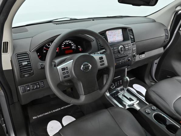 Nissan Pathfinder III Рестайлинг с пробегом 2010 года, цена 1 349 000 рублей, 177000 км, внедорожник, Автокод Объявления