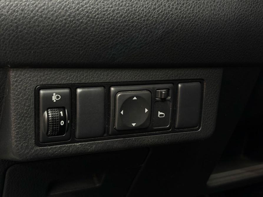 Nissan Tiida I Рестайлинг Ростов-на-Дону  - изображение 16