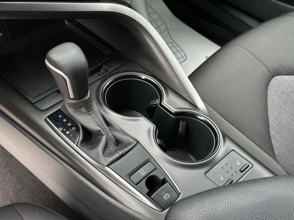 Toyota Camry VIII (XV70) Рестайлинг с пробегом 2021 года, цена 2 750 000 рублей, 43000 км, седан, Автокод Объявления
