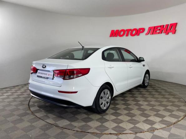 Kia Rio III Рестайлинг с пробегом 2015 года, цена 1 110 000 рублей, 89361 км, седан, Автокод Объявления