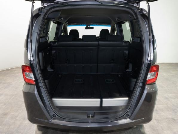 Honda Freed I Рестайлинг с пробегом 2013 года, цена 1 145 000 рублей, 167788 км, компактвэн, Автокод Объявления