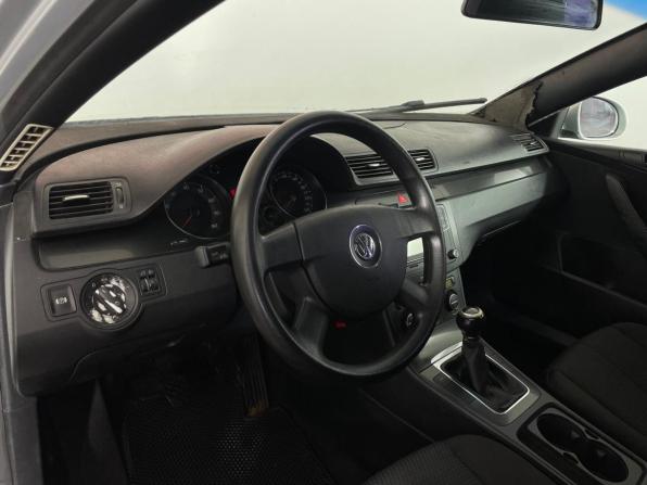 Volkswagen Passat B6 с пробегом 2005 года, цена 326 000 рублей, 249604 км, седан, Автокод Объявления