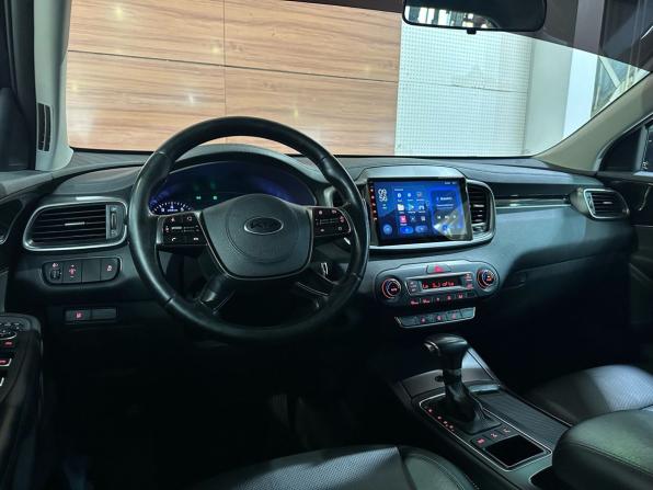 Kia Sorento III Prime Рестайлинг с пробегом 2018 года, цена 2 699 990 рублей, 111017 км, внедорожник, Автокод Объявления
