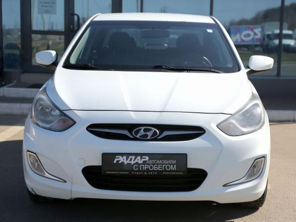Hyundai Solaris I с пробегом 2013 года, цена 595 000 рублей, 244600 км, седан, Автокод Объявления
