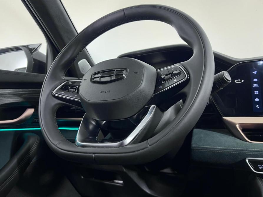 Geely Monjaro I Ростов-на-Дону  - изображение 12