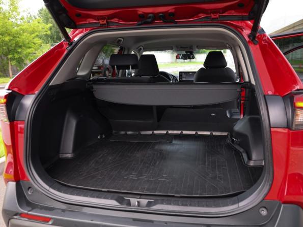 Toyota RAV4 V (XA50) с пробегом 2021 года, цена 3 199 000 рублей, 57629 км, внедорожник, Автокод Объявления