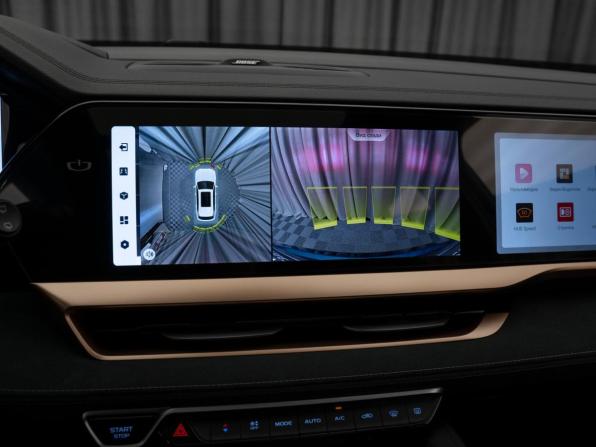 Geely Monjaro I с пробегом 2023 года, цена 3 380 000 рублей, 26107 км, внедорожник, Автокод Объявления