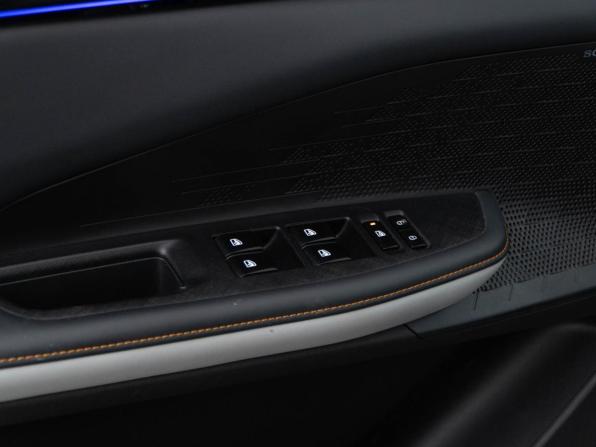 Changan UNI-V I с пробегом 2023 года, цена 2 499 077 рублей, 41243 км, лифтбек, Автокод Объявления