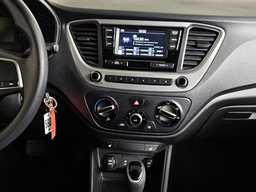 Hyundai Solaris II Москва  - изображение 15