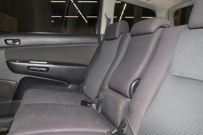 Toyota Wish I с пробегом 2004 года, цена 699 000 рублей, 299999 км, компактвэн, Автокод Объявления
