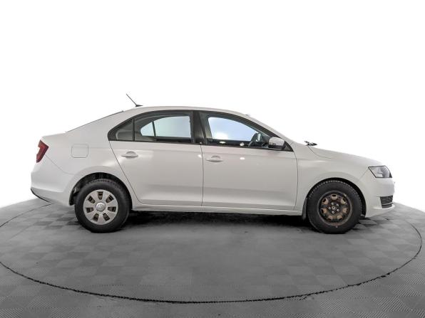Skoda Rapid I Рестайлинг с пробегом 2019 года, цена 880 000 рублей, 246586 км, лифтбек, Автокод Объявления