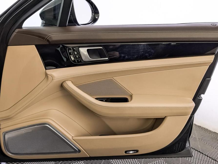 Porsche Panamera II Москва  - изображение 25
