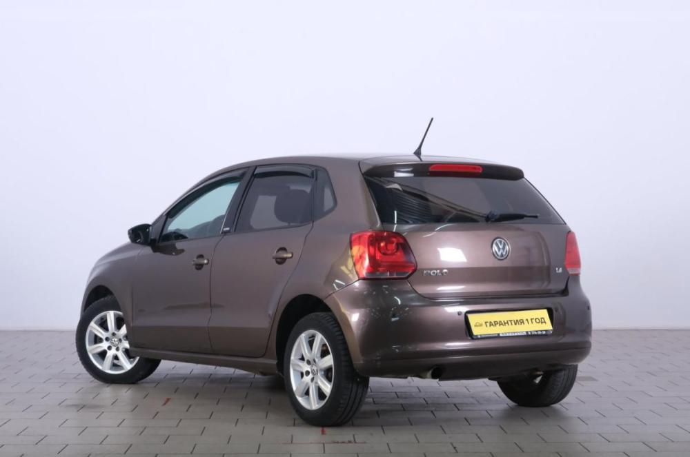 Volkswagen Polo V Омск  - изображение 5
