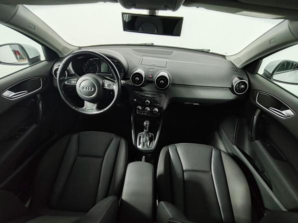 Audi A1 I (8X) с пробегом 2014 года, цена 1 220 000 рублей, 148694 км, хэтчбек, Автокод Объявления