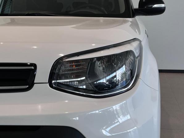 Kia Soul II Рестайлинг с пробегом 2018 года, цена 1 650 000 рублей, 122772 км, хэтчбек, Автокод Объявления