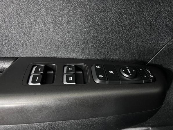 Kia Sportage IV с пробегом 2017 года, цена 1 935 000 рублей, 117600 км, внедорожник, Автокод Объявления